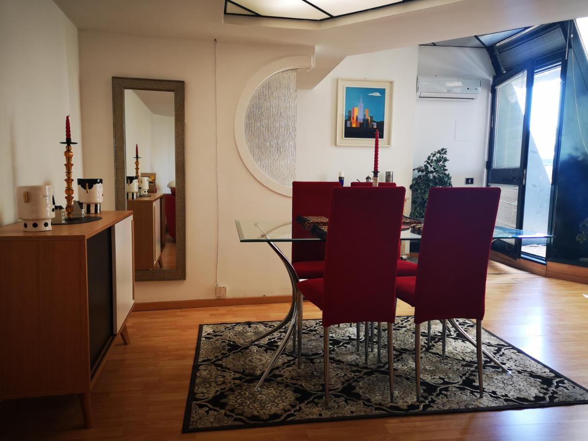 Corte Lambruschini Central Apartment With Free Covered Parking Genoa Exterior photo