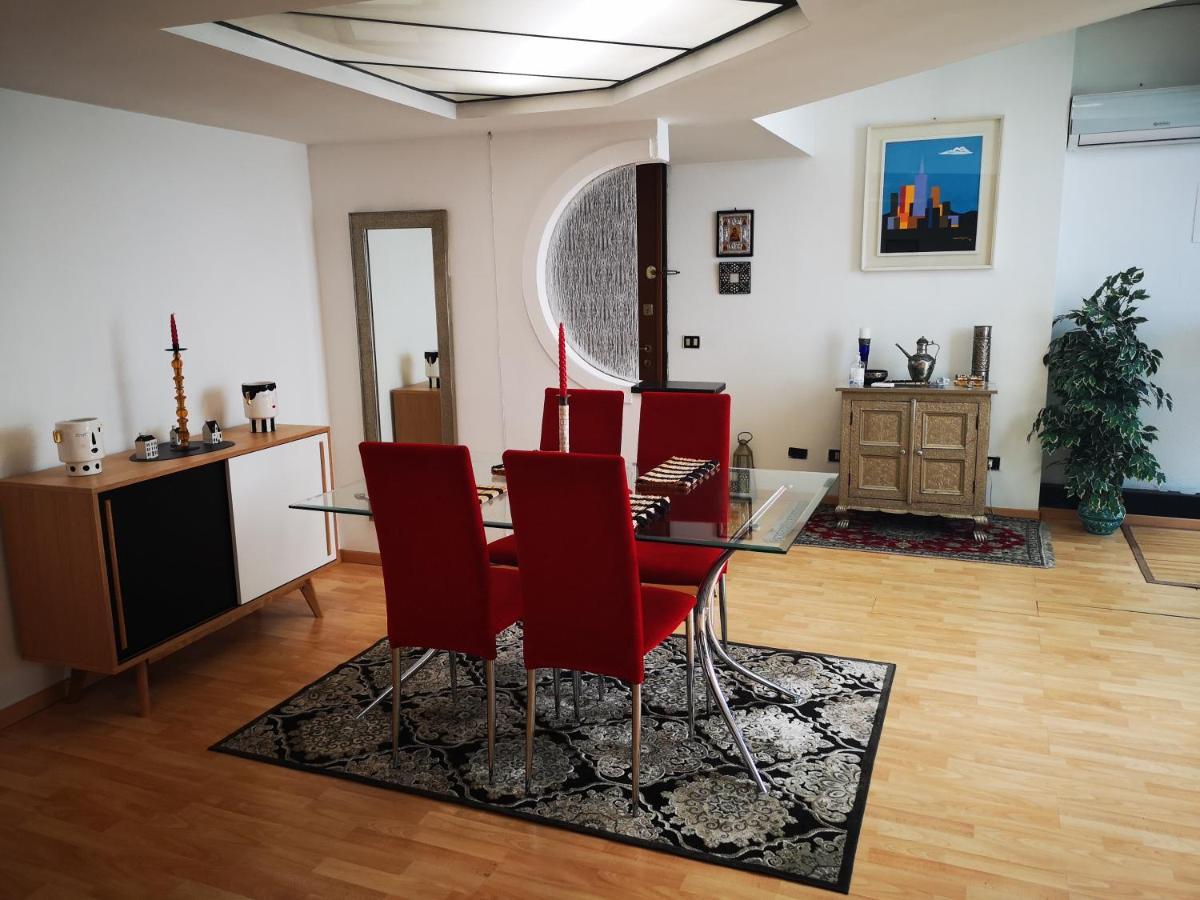 Corte Lambruschini Central Apartment With Free Covered Parking Genoa Exterior photo